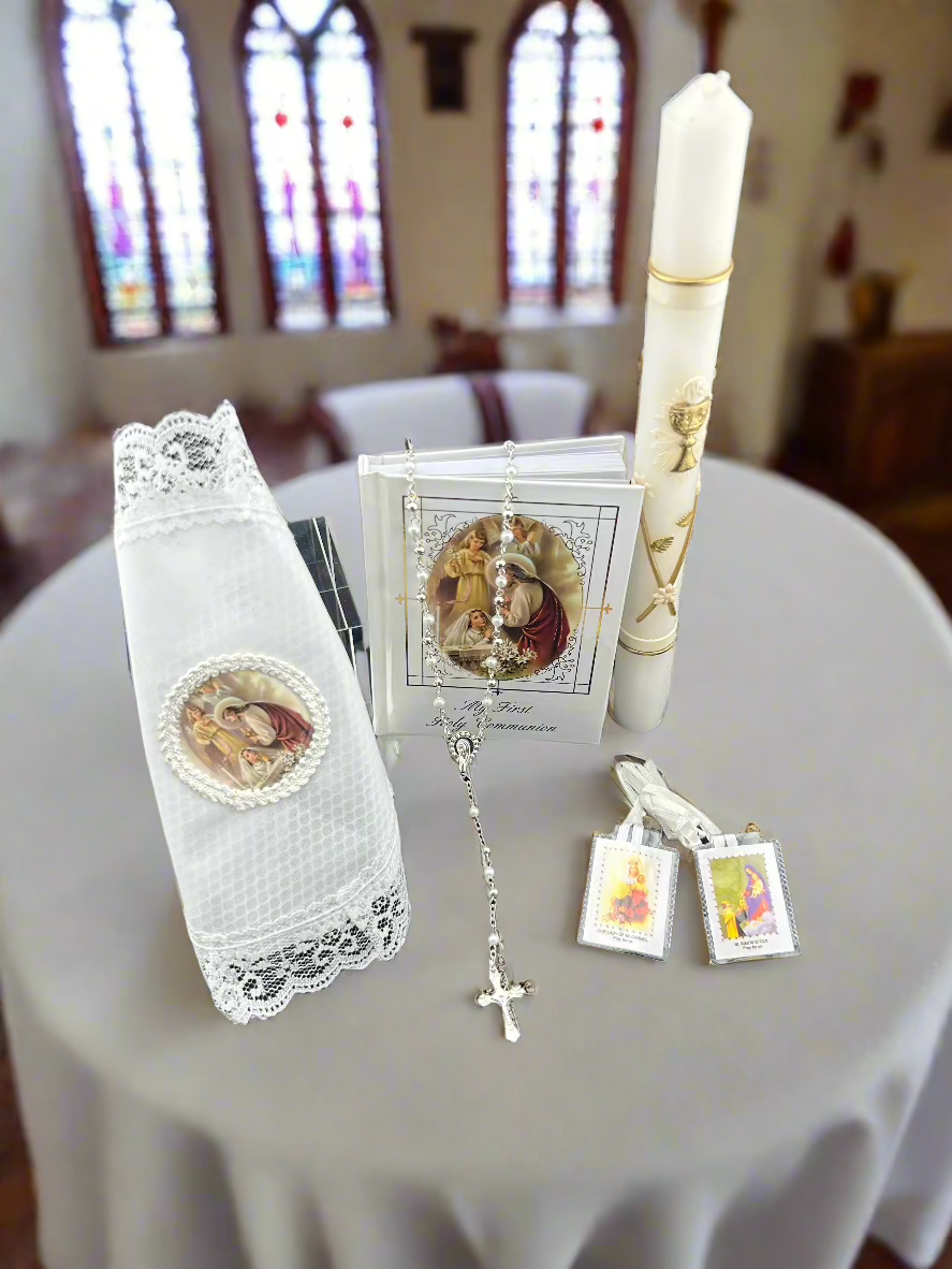 Girls Basic First Communion Candle Set (English)