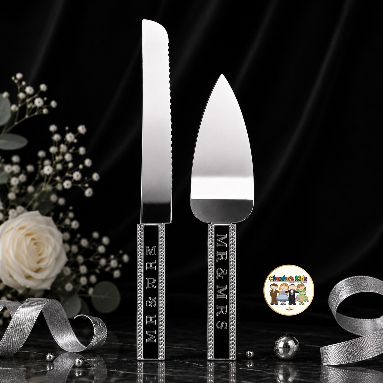 Mr. & Mrs. Knife & Serving Set (Silver)-002