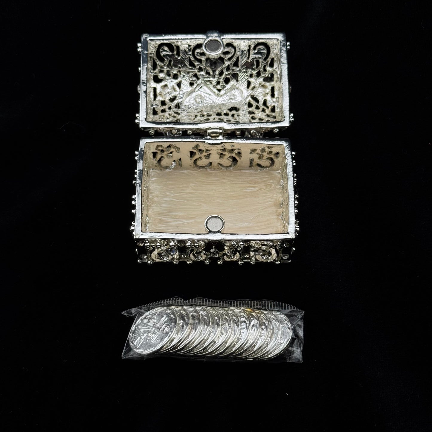 2-1/4" Gold Double Heart Chest Set (806-SLV)