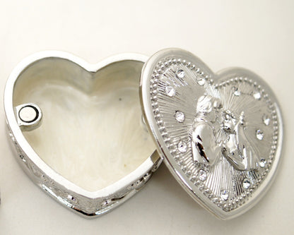 2" Silver Heart Wedding Arras Box and Coin Set with Wedding Couple